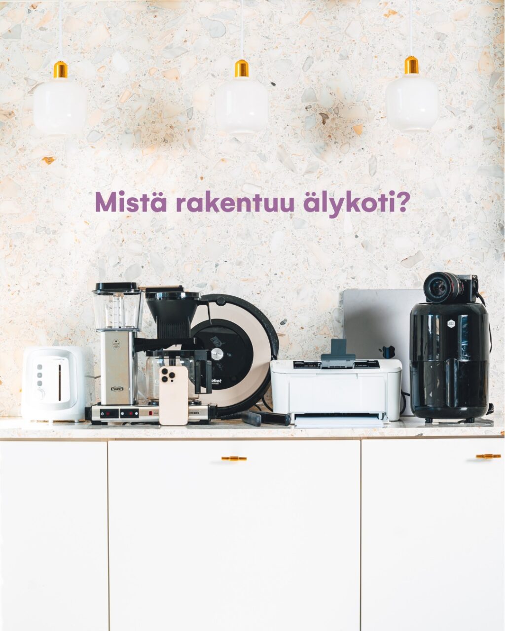 Mistä rakentuu älykoti?💡Automaatio auttaa säästämään energiaa, lisää asumismukavuutta ja tuo turvaa. Jo pienillä ratkaisuilla, kuten ajastetulla valaistuksella tai älypistorasialla, voi tehdä arjesta fiksumpaa ja ympäristöystävällisempää. Lue, miten älykoti rakentuu askel kerrallaan ja mitä merkitystä kulutusjoustolla on – linkin löydät biosta!#Oomi #Älykoti #Kotiautomaatio #Energiatehokkuus #Kulutusjousto