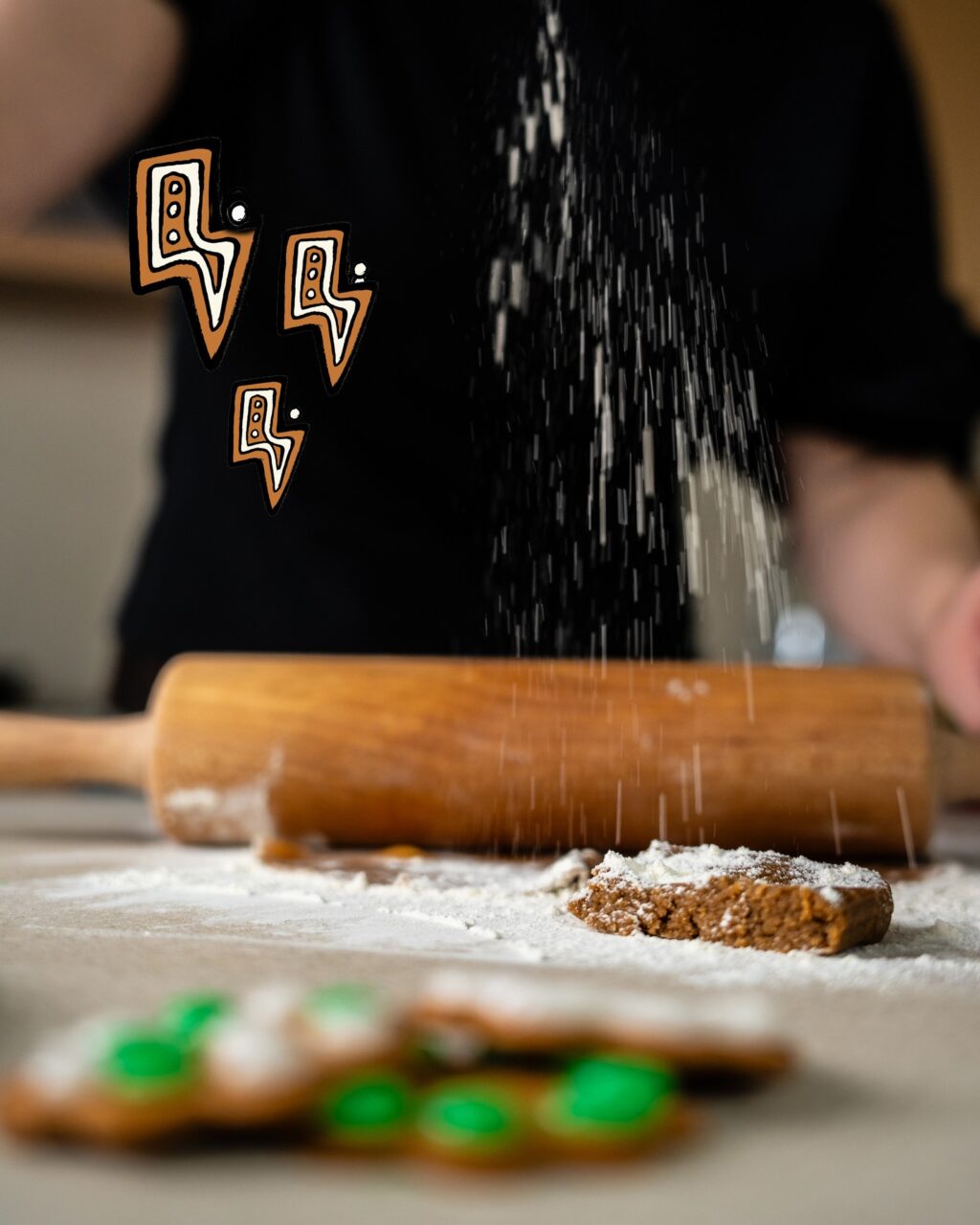 Tiedätkö sinä, mitkä ovat joulun todelliset sähkösyöpöt? 🎄⚡🔥 Sähkökiuas – joulusauna näkyy monen kodin kulutuksessa🍳 Uuni ja liesi – pitkät paistoajat jouluruoille nostavat hetkellisesti sähkönkulutustaKurkkaa vinkit energiatehokkaaseen jouluun sivuiltamme! 🎅#oomi #sähkö